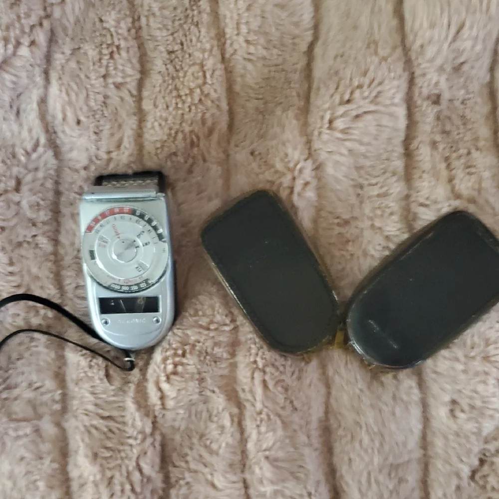 Vintage Light Meter with Case